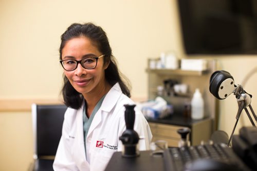 MIKAELA MACKENZIE / WINNIPEG FREE PRESS
incoming president of the Canadian Medical Association, Dr. Gigi Osler, at her clinic in Winnipeg on Thursday, Aug. 9, 2018. 
Winnipeg Free Press 2018.