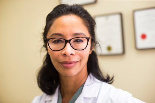 MIKAELA MACKENZIE / WINNIPEG FREE PRESS
incoming president of the Canadian Medical Association, Dr. Gigi Osler, at her clinic in Winnipeg on Thursday, Aug. 9, 2018. 
Winnipeg Free Press 2018.