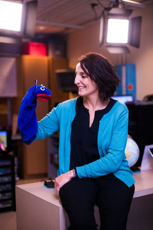 MIKAELA MACKENZIE / WINNIPEG FREE PRESS
Maria Soroka, child life specialist, and the star of The Good Day Show, Noname, in the studio at the Children's Hospital in Winnipeg on Wednesday, Aug. 8, 2018. The daily live show has been running for over 30 years exclusively for the dozens of kids staying at the facility.
Winnipeg Free Press 2018.