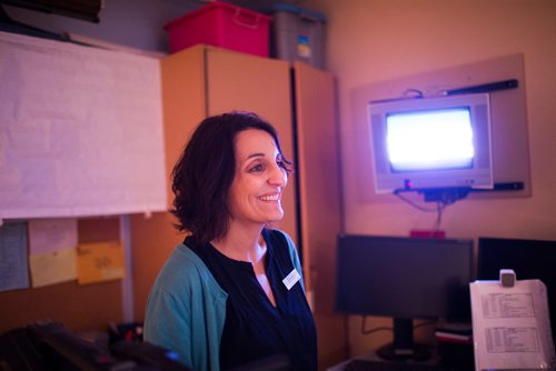 MIKAELA MACKENZIE / WINNIPEG FREE PRESS
Maria Soroka, child life specialist, sets up the camera for The Good Day Show, a live TV show starring the puppet Noname at the Children's Hospital in Winnipeg on Wednesday, Aug. 8, 2018. The show has been running for over 30 years exclusively for the dozens of kids staying at the facility.
Winnipeg Free Press 2018.