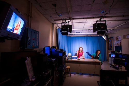 MIKAELA MACKENZIE / WINNIPEG FREE PRESS
Nicole Hase-Wilson (left) and Maria Soroka, child life specialists, shoot The Good Day Show, a live TV show starring the puppet Noname at the Children's Hospital in Winnipeg on Wednesday, Aug. 8, 2018. The show has been running for over 30 years exclusively for the dozens of kids staying at the facility.
Winnipeg Free Press 2018.