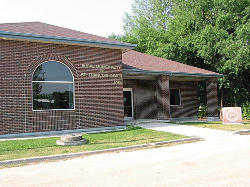 Canstar Community News Aug. 8, 2018 - St. Francois Xavier's municipal office om Highway 26. (ANDREA GEARY/CANSTAR COMMUNITY NEWS)
