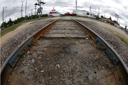 JOHN WOODS / WINNIPEG FREE PRESS
A rarely used railway crossing at Corydon Avenue and Lindsay Street photographed Tuesday, August 14, 2018.