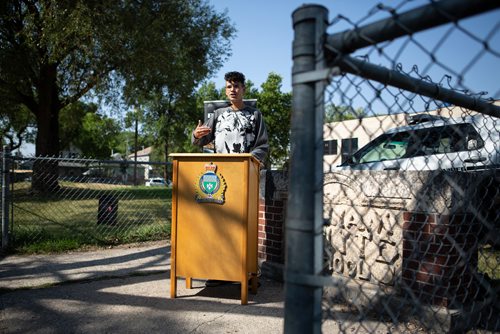 ANDREW RYAN / WINNIPEG FREE PRESS Michael Champagne speaks to press about the meth crisis in his north end neighbourhood in front of William Whyte School on August 15, 2018.