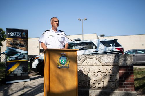 ANDREW RYAN / WINNIPEG FREE PRESS Inspector Max Waddell speaks to press about the meth crisis in his north end neighbourhood in front of William Whyte School on August 15, 2018.