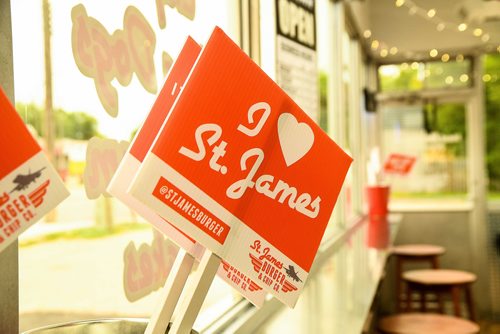 Mike Sudoma / Winnipeg Free Press
The "internet famous selfie signs which happy customers can hold while taking selfies with their burgers and friends of course. August 16, 2018. St. James Burger & Chip Co.