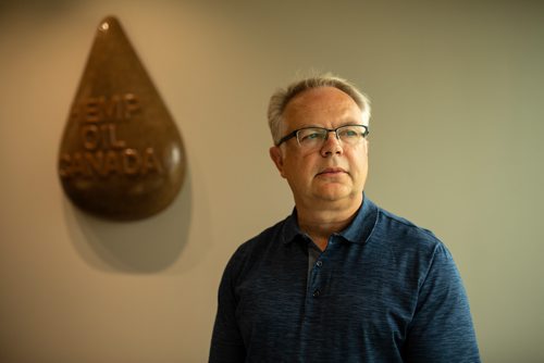 ANDREW RYAN / WINNIPEG FREE PRESS Barry Tominski, Chief Operating Officer, at Hemp Oil Canada poses for a portrait in his office on August 16, 2018.