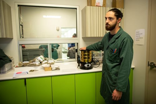 ANDREW RYAN / WINNIPEG FREE PRESS Lab technician Aaron Cassels seen working in a health and safety lab at Hemp Oil Canada on August 16, 2018.