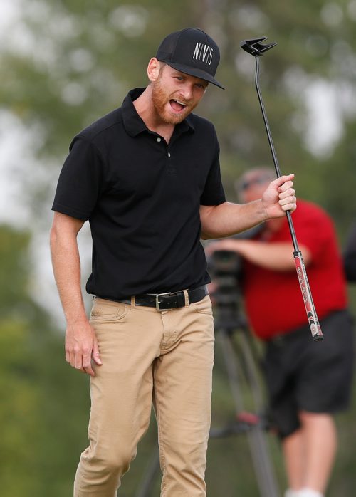 JOHN WOODS / WINNIPEG FREE PRESS
Tyler McCumber celebrates winning the Players Cup at Southwood Golf and Country Club in Winnipeg Sunday, August 19, 2018.