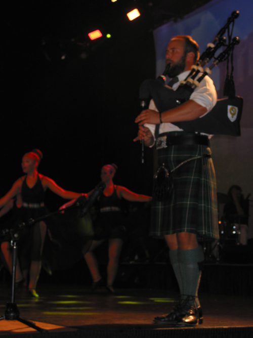 Canstar Community News Aug. 13, 2018 - A piper accompanied Highland dancers at the United Kingdom show at Folklorama. (ANDREA GEARY/CANSTAR COMMUNITY NEWS)