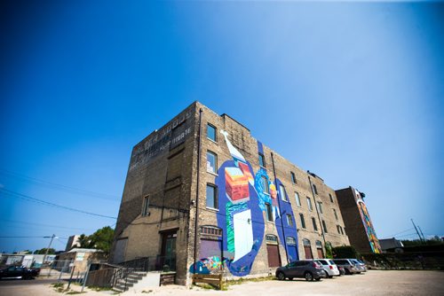 MIKAELA MACKENZIE / WINNIPEG FREE PRESS
Winnipeg Centre Vineyard Church on Main Street in Winnipeg on Monday, Aug. 20, 2018.
Winnipeg Free Press 2018.