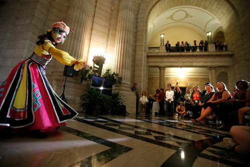 JOHN WOODS / WINNIPEG FREE PRESS
Folklorama performers dance at a multicultural event at the Manitoba Legislature in Winnipeg Monday, August 20, 2018.