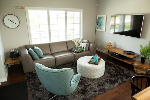 ANDREW RYAN / WINNIPEG FREE PRESS The main living room of a model home on Fourth Ave. in La Salle on August 20, 2018.
