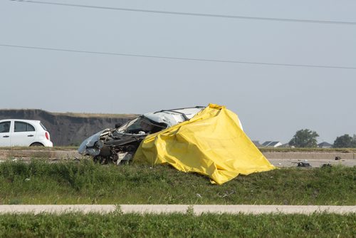 ANDREW RYAN / WINNIPEG FREE PRESS The scene of a head on collision that happened around 7:30 am on the perimeter highway on August 22, 2018.