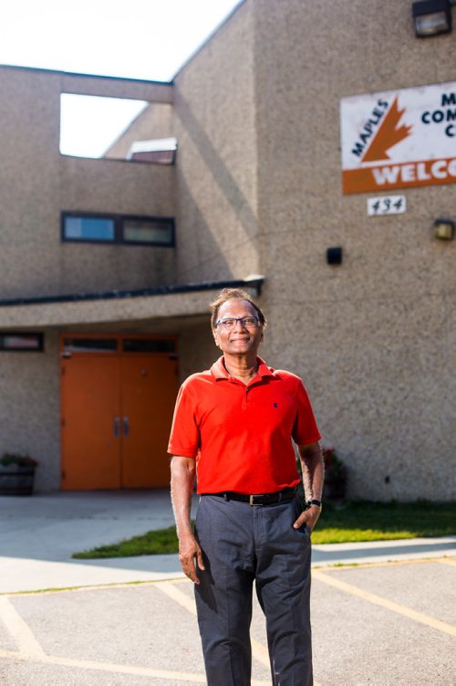 MIKAELA MACKENZIE / WINNIPEG FREE PRESS
Volunteer Derek Dabee, who is president of the Maples Community Centre and also fulfils many other volunteer roles, poses in front of the community centre in Winnipeg on Wednesday, Aug. 22, 2018.
Winnipeg Free Press 2018.