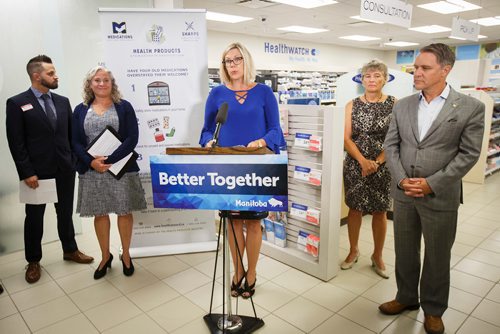 MIKE DEAL / WINNIPEG FREE PRESS
(from left) Grant Pidwinski, Associate-Owner and Pharmacist of the Polo Park Shoppers Drug Mart Pharmacy, Dr. Brenna Shearer, CEO of Pharmacists Manitoba, Rochelle Squires Minister of Sustainable Development, Ginette Vanessa, director general of the HPSA and Cameron Friesen Minister of Health, Seniors and Active Living during an announcement at the Polo Park Shoppers Drug Mart that the provincial government has renewed a partnership to collect and safely dispose of unused or expired medication.
180822 - Wednesday, August 22, 2018.
