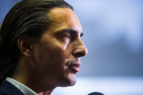 MIKAELA MACKENZIE / WINNIPEG FREE PRESS
Grand Chief of the Assembly of Manitoba Chiefs Arlen Dumas speaks at a news conference regarding the allegations of sexual abuse in Fox Lake Cree Nation by Manitoba Hydro workers in Winnipeg on Wednesday, Aug. 22, 2018.
Winnipeg Free Press 2018.