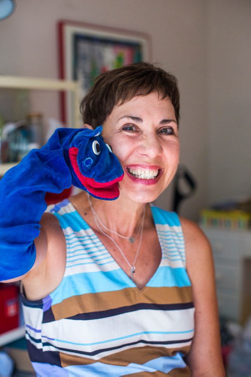 MIKAELA MACKENZIE / WINNIPEG FREE PRESS
Renee Ethans, the former driving force of CHTV for over 20 years, poses with Noname in her home in Winnipeg on Thursday, Aug. 23, 2018.
Winnipeg Free Press 2018.