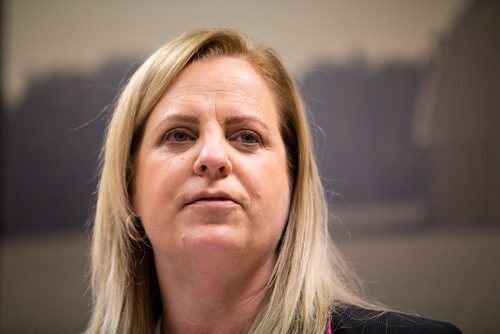 ANDREW RYAN / WINNIPEG FREE PRESS Mayoral candidate Jenny Motkaluk speaks to media in a conference room at the Canadinn Hotel new Polo park before making a speech about transit on August 28, 2018.