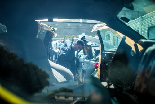 MIKAELA MACKENZIE / WINNIPEG FREE PRESS
Baban Gill works at Harby's Auto & Body Shop in Winnipeg on Tuesday, Aug. 28, 2018. 
Winnipeg Free Press 2018.