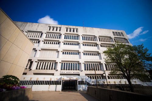 MIKAELA MACKENZIE / WINNIPEG FREE PRESS
The Public Safety Building at 151 Princess, which is slated to be demolished, in Winnipeg on Tuesday, Aug. 28, 2018. 
Winnipeg Free Press 2018.