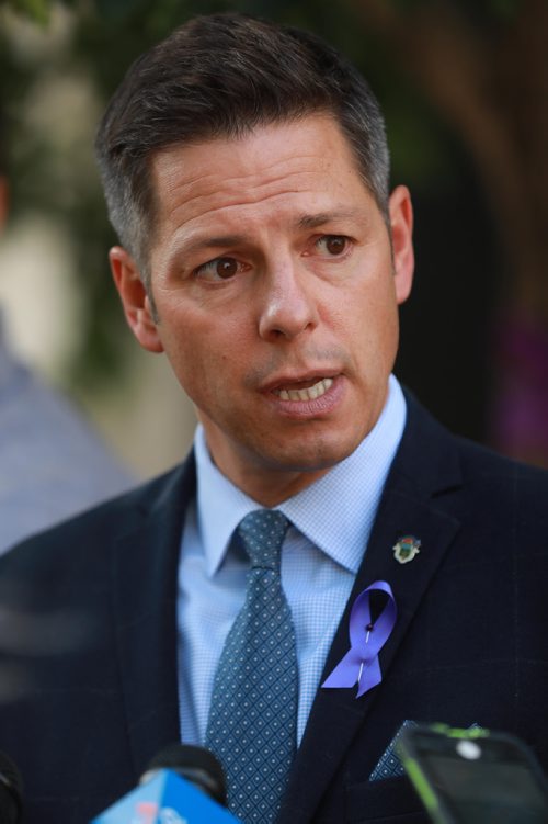 RUTH BONNEVILLE / WINNIPEG FREE PRESS


Winnipeg Mayor, Brian Bowman, together with families affected by addictions and overdose mark and recognize International Overdose Awareness Day with reflection and remembrance of loved ones lost through stories, pictures, poems and drawings, outside City Hall today.

 

August 31/18
