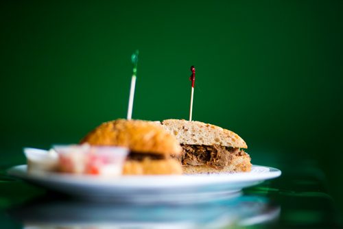 MIKAELA MACKENZIE / WINNIPEG FREE PRESS
The pulled beef sandwich at the Deli Brazil Cafe in Winnipeg on Tuesday, Sept. 4, 2018.
Winnipeg Free Press 2018.