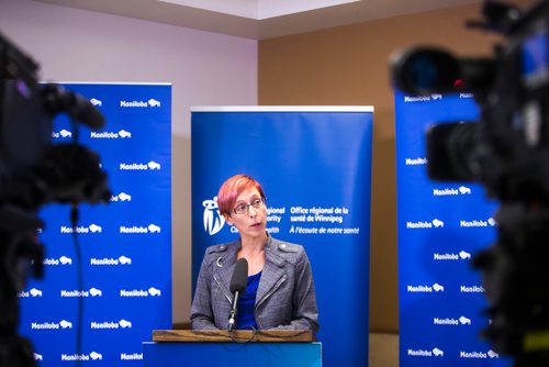 MIKAELA MACKENZIE / WINNIPEG FREE PRESS
Dr. Erin Knight, medical director of the addictions unit at the Health Science Centre, announces the opening of a Rapid Access to Addictions Medicine clinic in Winnipeg on Wednesday, Sept. 5, 2018. 
Winnipeg Free Press 2018.