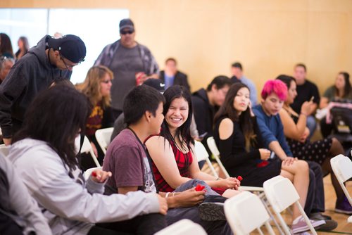 MIKAELA MACKENZIE / WINNIPEG FREE PRESS
Gwen Fontaine laughs with Ryan Ross as students come sit down for the grand opening of the expanded campus of Southeast Collegiate, a secondary school that welcomes First Nations students from communities across Manitoba, in Winnipeg on Thursday, Sept. 6, 2018. 
Winnipeg Free Press 2018.