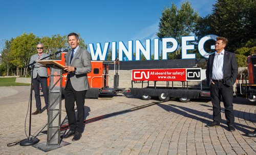 MIKE DEAL / WINNIPEG FREE PRESS
Winnipeg Mayor Brian Bowman during an announcement of a partnership between CN and The Forks; a renaming of the stage, "CN Stage and Field," and a presentation of $750,000 from CN to The Forks towards future projects.
180907 - Friday, September 07, 2018.