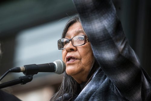 MIKAELA MACKENZIE / WINNIPEG FREE PRESS
Rita Monias speaks at a rally calling for a clean energy future in front of the Manitoba Legislative Building  in Winnipeg on Saturday, Sept. 8, 2018. 
Winnipeg Free Press 2018.