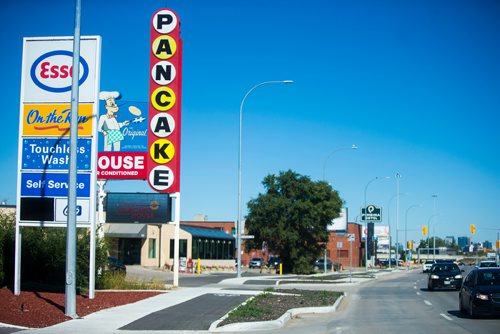 MIKAELA MACKENZIE / WINNIPEG FREE PRESS
The Original Pancake House on Pembina in Winnipeg on Monday, Sept. 10, 2018.  
Winnipeg Free Press 2018.