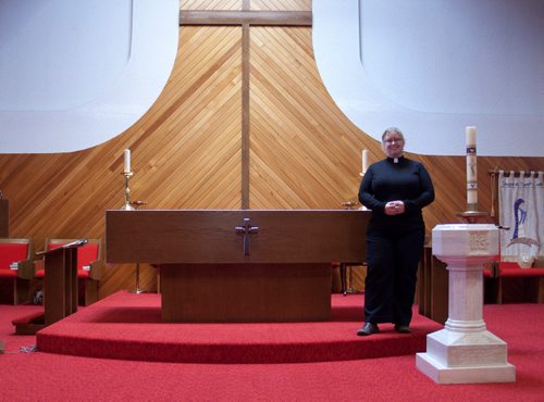 Canstar Community News Rev. Liz Richens has been the minister at St. Stephen's Anglican Church for three years. (SHELDON BIRNIE/CANSTAR/THE HERALD)
