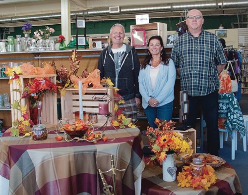 Canstar Community News (From left) Prairie Crocus Thrift Shop volunteers Tony Pare, Candy Anak-Pare, and Bruno Deleau. (SHELDON BIRNIE/CANSTAR/THE HERALD