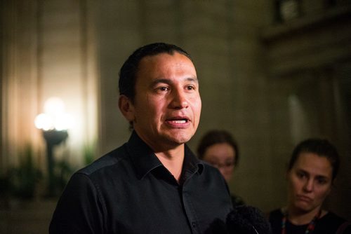 MIKAELA MACKENZIE / WINNIPEG FREE PRESS
Wab Kinew scrums at the Manitoba Legislative Building in Winnipeg on Tuesday, Sept. 11, 2018.  
Winnipeg Free Press 2018.