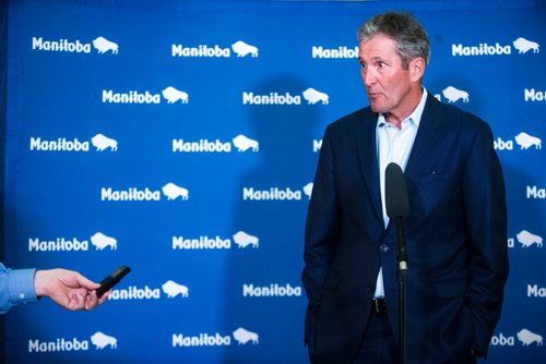 MIKAELA MACKENZIE / WINNIPEG FREE PRESS
Premier Brian Pallister scrums with the media after speaking with the Prime Minister at the Manitoba Legislative Building in Winnipeg on Tuesday, Sept. 11, 2018.  
Winnipeg Free Press 2018.