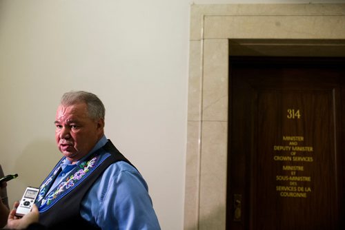 MIKAELA MACKENZIE / WINNIPEG FREE PRESS
Manitoba Metis Federation President David Chartrand speaks to the media after meeting with the Minister of Crown Services and the Minister of Indigenous and Northern Affairs at the Manitoba Legislative Building in Winnipeg on Wednesday, Sept. 12, 2018.  
Winnipeg Free Press 2018.