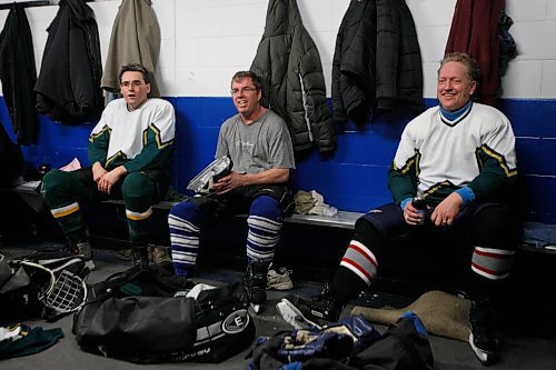 BORIS MINKEVICH / WINNIPEG FREE PRESS 090219 Beer league hockey. Fundraising story. Arial story.