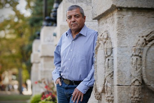 JOHN WOODS / WINNIPEG FREE PRESS
Faïçal Zellama, professor at Univeristé St-Boniface who co-authored a report that finds that Winnipeg's French speaking immigrants are struggling to integrate and find jobs because of a mismatch of services for them, is photographed at the university, Tuesday, September 18, 2018.