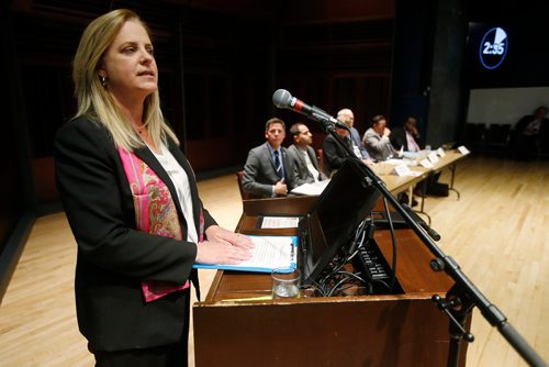 JOHN WOODS / WINNIPEG FREE PRESS
Mayoral candidate Jennifer Motkaluk speaks during a mayoral debate at the University of Winnipeg, Tuesday, September 18, 2018.