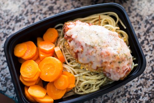 MIKAELA MACKENZIE / WINNIPEG FREE PRESS
The "heat and eat" chicken parmesan at Supper central, a pre-prepared meal service, in Winnipeg on Wednesday, Sept. 19, 2018.  
Winnipeg Free Press 2018.