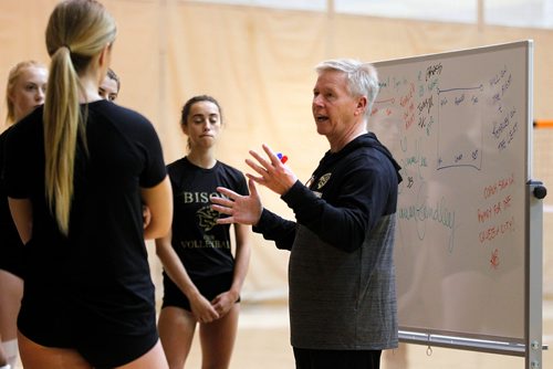 PHIL HOSSACK / WINNIPEG FREE PRESS -  Coach Ken Bentley at a U of M Bisons Volleyball workout Wednesday. See story. - Sept 19, 2018
