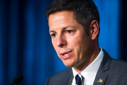 MIKAELA MACKENZIE / WINNIPEG FREE PRESS
Mayor Brian Bowman speaks to the media during a break at the last meeting of the current council membership at City Hall in Winnipeg on Thursday, Sept. 20, 2018.  
Winnipeg Free Press 2018.