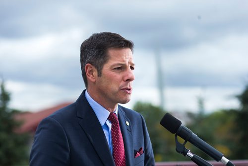 MIKAELA MACKENZIE / WINNIPEG FREE PRESS
Mayor Brian Bowman announces a commitment to establish a new Human Rights Committee of Council as well as develop a Newcomer Welcome and Inclusion Policy for the city in Winnipeg on Friday, Sept. 21, 2018.  Winnipeg Free Press 2018.