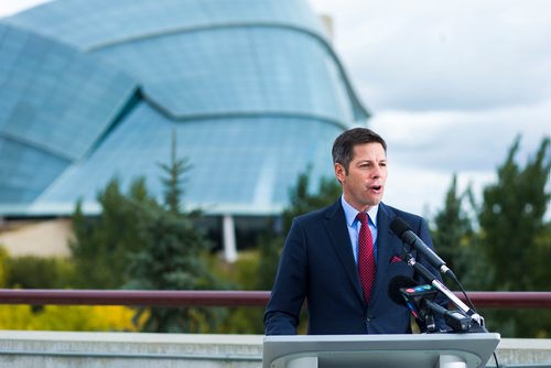 MIKAELA MACKENZIE / WINNIPEG FREE PRESS
Mayor Brian Bowman announces a commitment to establish a new Human Rights Committee of Council as well as develop a Newcomer Welcome and Inclusion Policy for the city in Winnipeg on Friday, Sept. 21, 2018.  Winnipeg Free Press 2018.