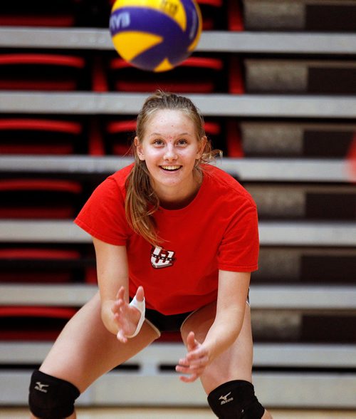 PHIL HOSSACK / WINNIPEG FREE PRESS -  Emma Parker at a Wesmen Women volleyball workout Monday. See Sawatzky's tale.  - Sept 24, 2018