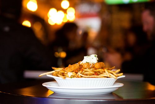 MIKAELA MACKENZIE / WINNIPEG FREE PRESS
The mozza stick lasagna poutine at Leopold's Tavern in South Osborne in Winnipeg on Tuesday, Sept. 25, 2018.  Winnipeg Free Press 2018.