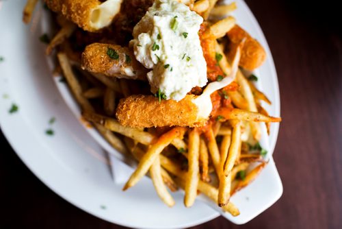 MIKAELA MACKENZIE / WINNIPEG FREE PRESS
The mozza stick lasagna poutine at Leopold's Tavern in South Osborne in Winnipeg on Tuesday, Sept. 25, 2018.  Winnipeg Free Press 2018.