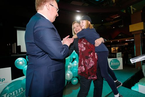 JOHN WOODS / WINNIPEG FREE PRESS
Mayoral candidate Jenny Motkaluk is embraced by her daughter Emily as her husband Trevor Sprague looks on after she spoke at a rally of her supporters at Canadian Inns Monday, September 24, 2018.