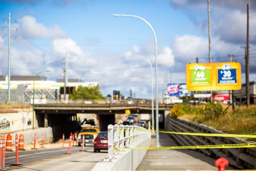 MIKAELA MACKENZIE / WINNIPEG FREE PRESS
The railway underpass at McPhillips and Logan, where a male was fatally assaulted, in Winnipeg on Tuesday, Sept. 25, 2018.  Winnipeg Free Press 2018.